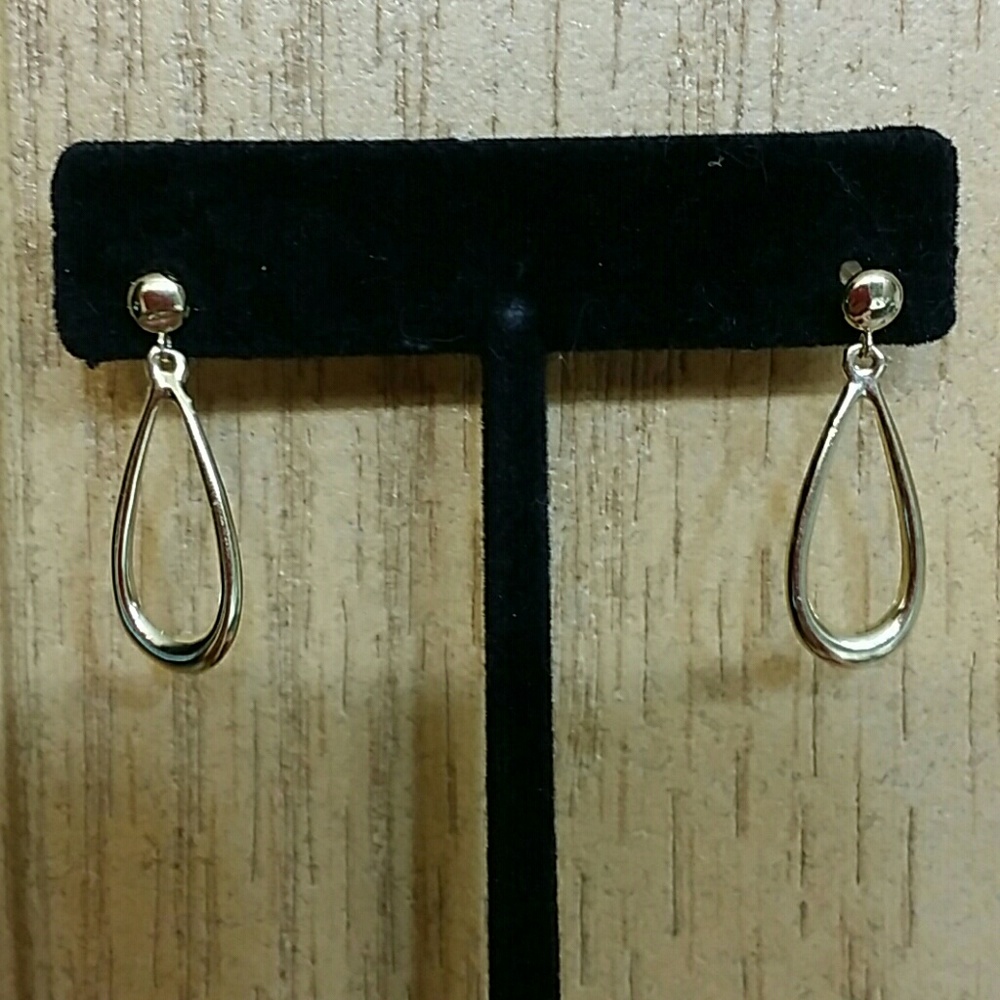 14k dangling earrings FIRM